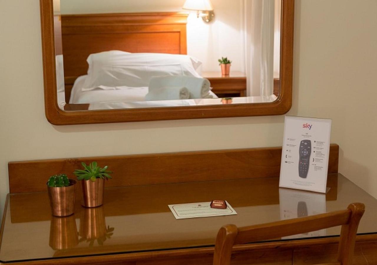 Hotel San Bernardo Рим Екстер'єр фото